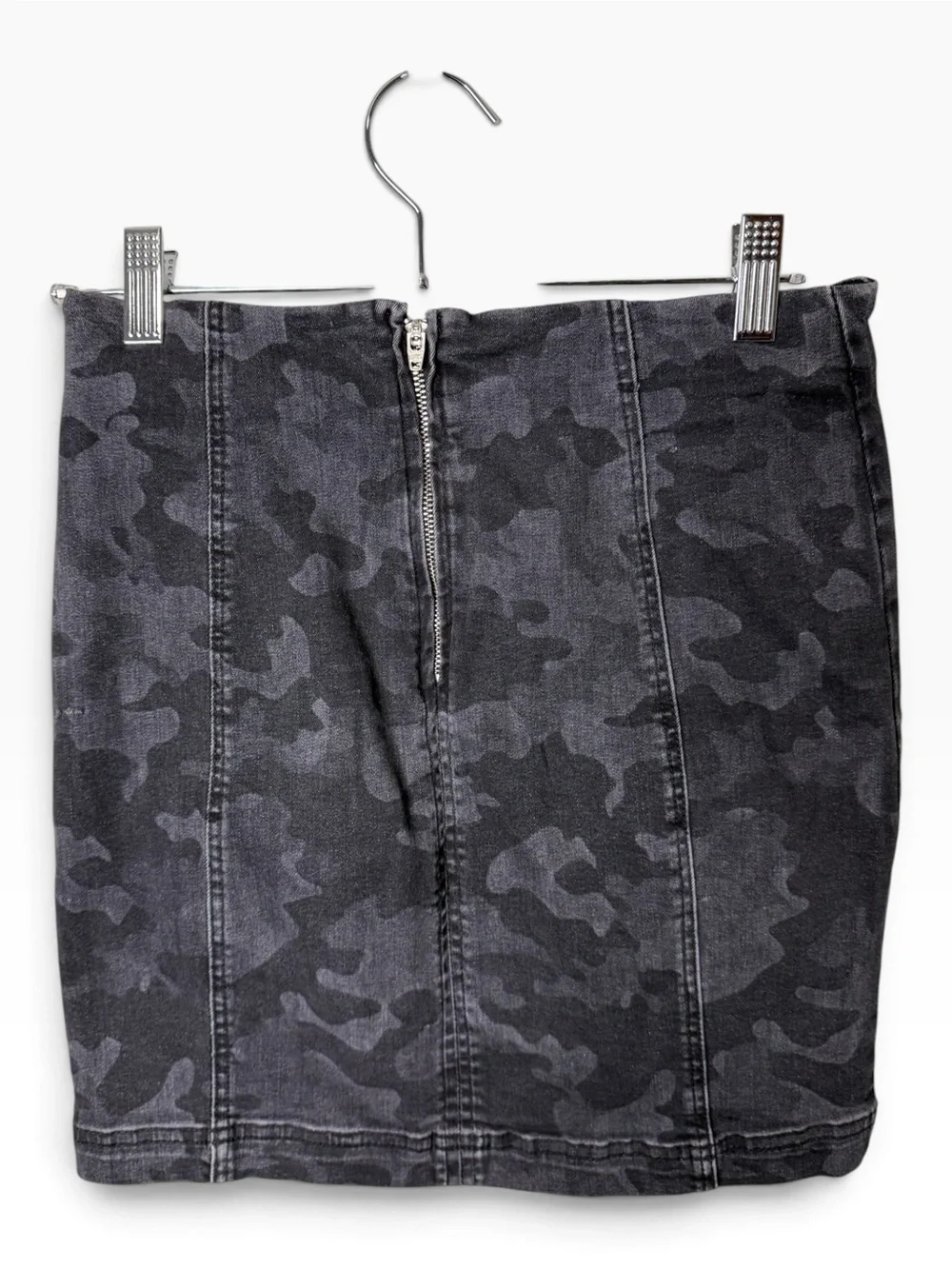 Free People Charcoal Gray Camo Denim Mini Skirt Size 6